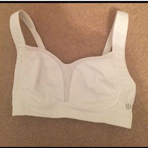 Lulu Lemon 🍋Sports Bra • 34DD